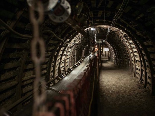 Molylube 极压润滑脂 AC 2:在煤矿井下润滑油箱中取得成功